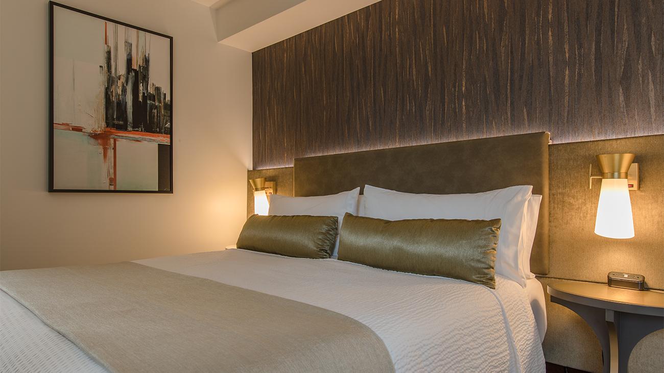 King Guestroom